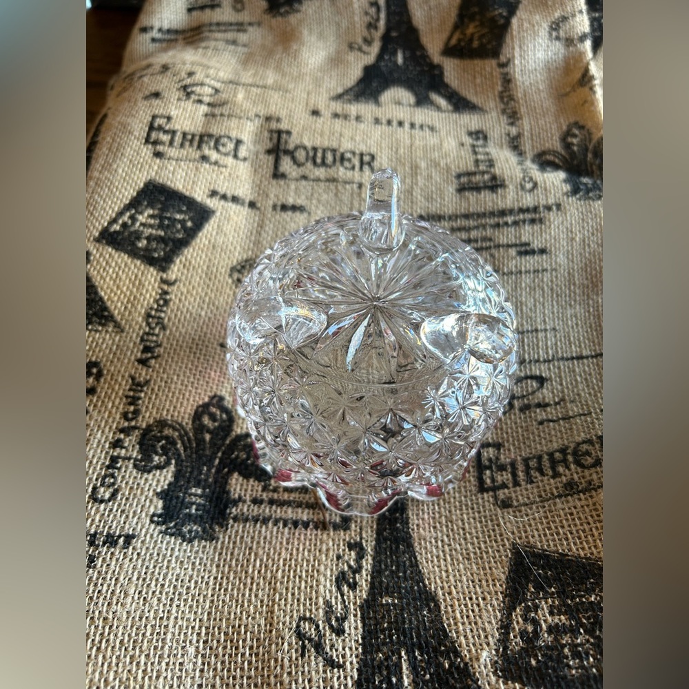 RARE Hofbauer Red Papillon/Butterfly Crystal Footed Bowl.  Truly Beautiful! - Picture 3 of 6